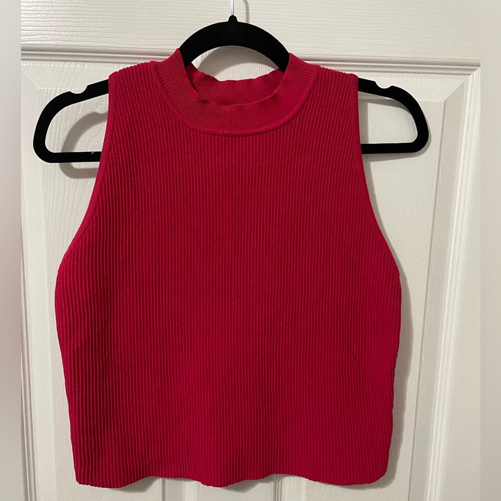 High-neck tank
